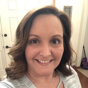 Meet your Posher, Amy